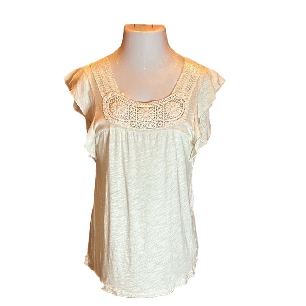 URBAN OUTFITTER'S "Kimchi Blue" Precious Cream Top with Crochet Lace Trim Size L - Picture 3 of 9
